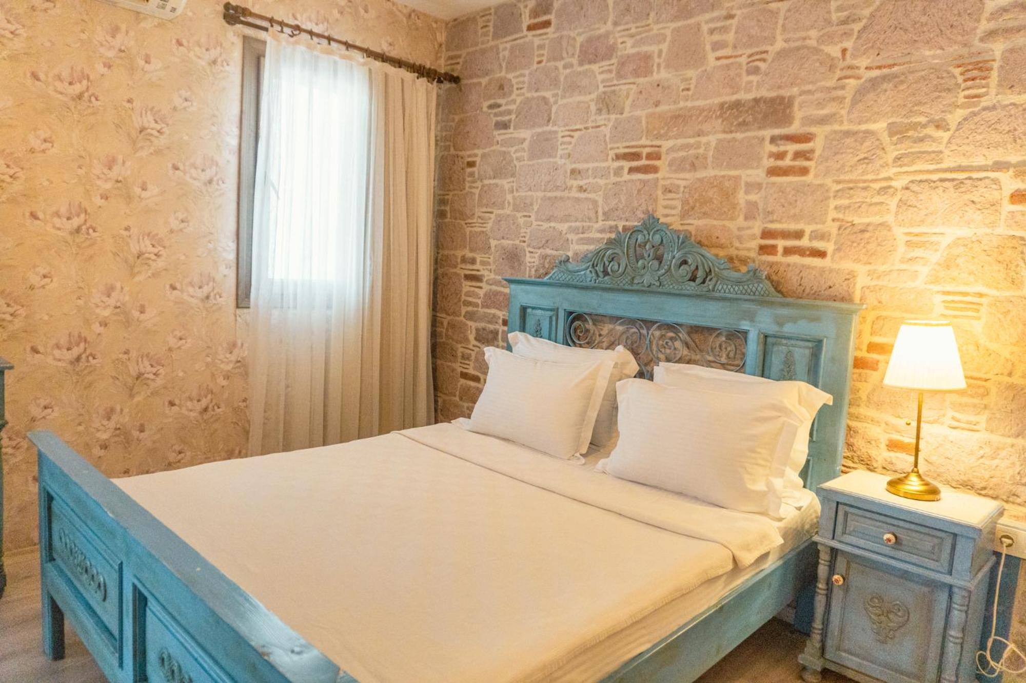 Cunda Mor Limon Otel Ayvalik Exterior photo